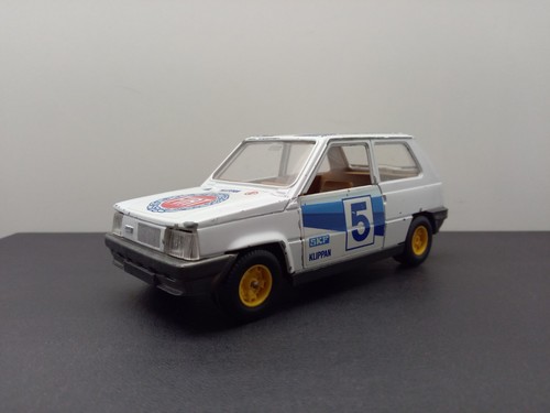 Bburago fiat panda 45 - 1:24,